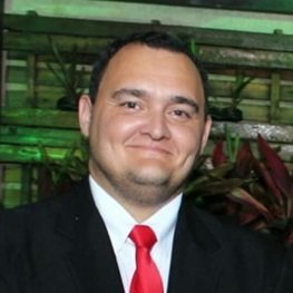 Professor Higor Muros